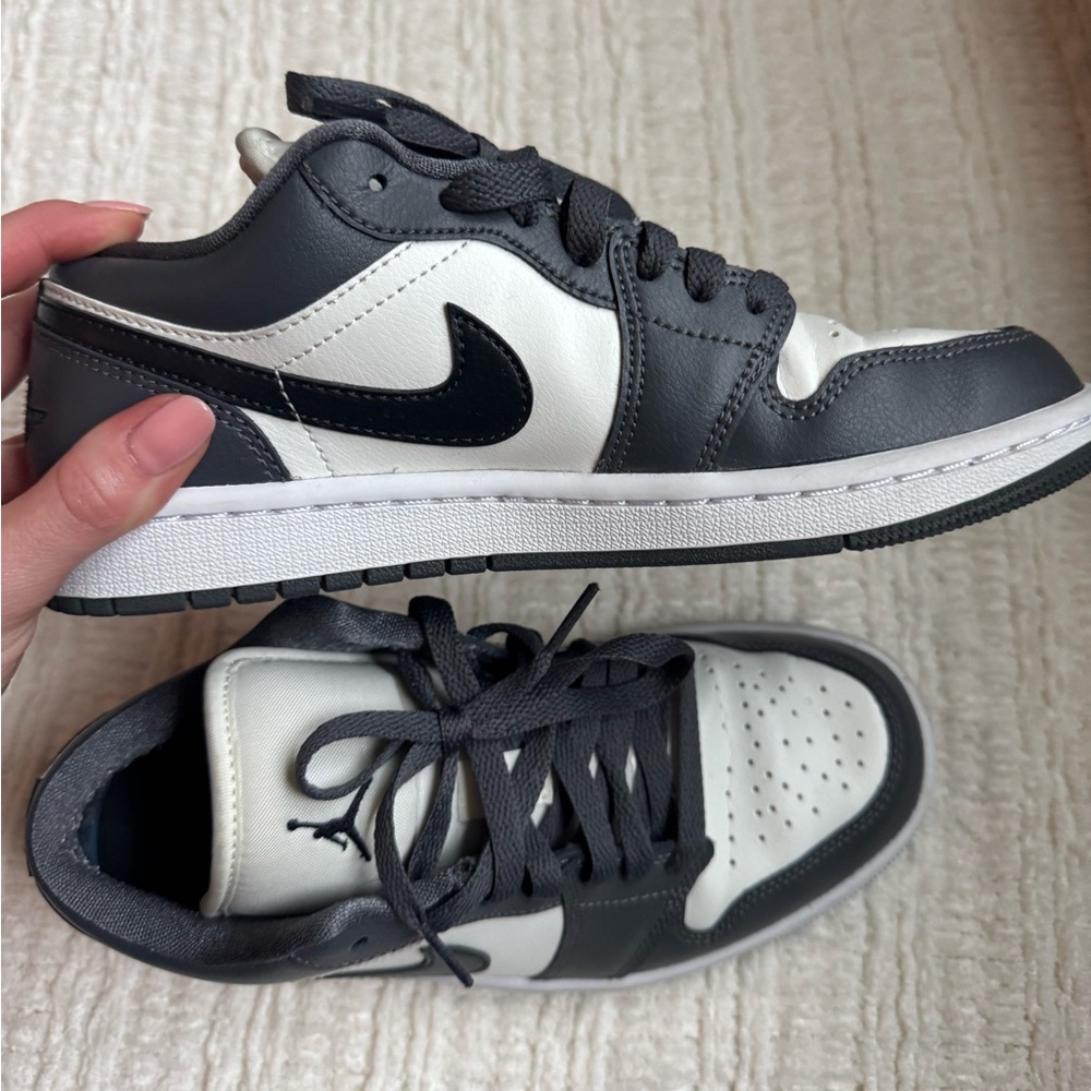 Jordan grey & black sneakers